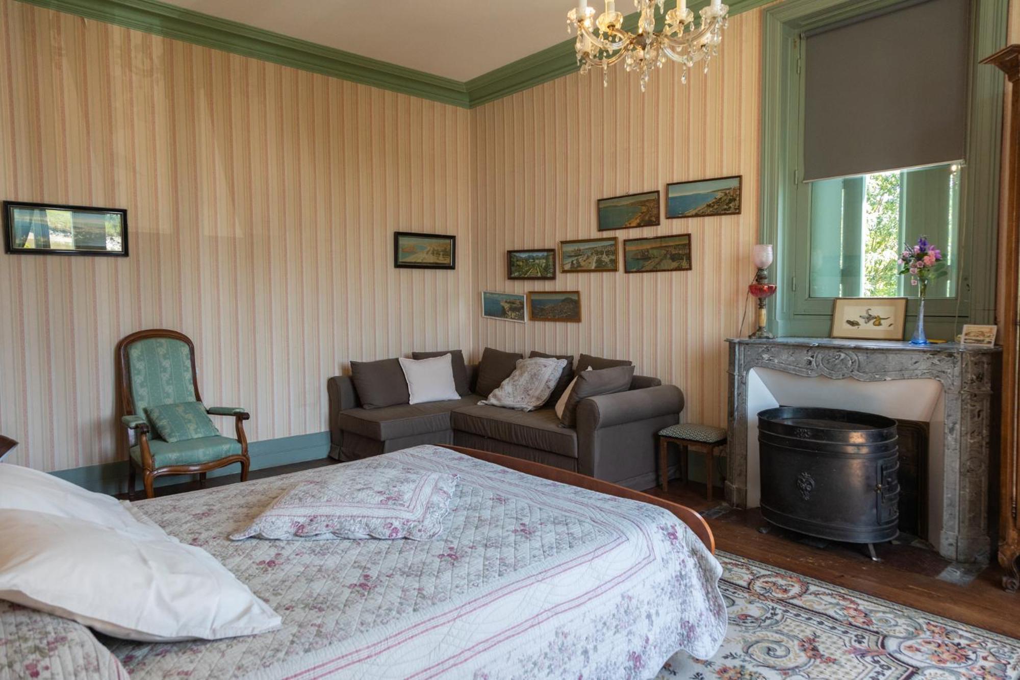 Le Domaine Du Meunier Ξενοδοχείο Mortagne-sur-Gironde Εξωτερικό φωτογραφία