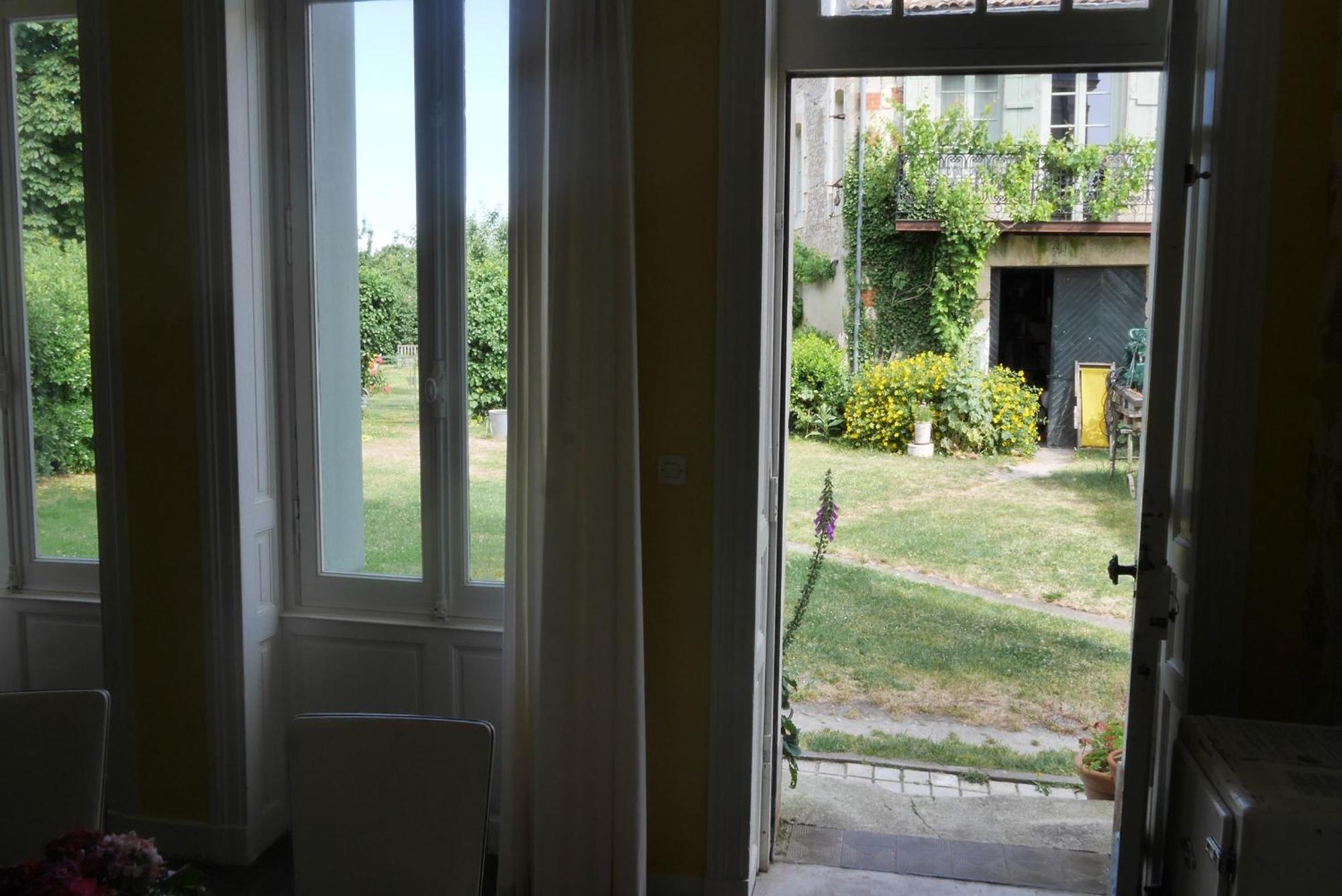 Le Domaine Du Meunier Ξενοδοχείο Mortagne-sur-Gironde Δωμάτιο φωτογραφία